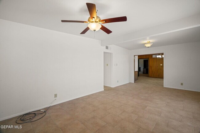 Building Photo - 5313 Bastille Ave