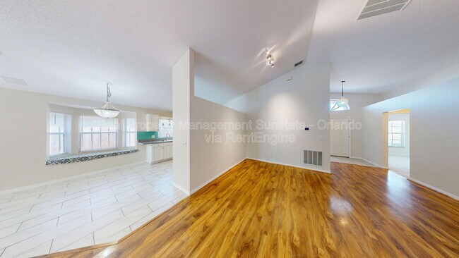 Building Photo - 5662 Rywood Dr