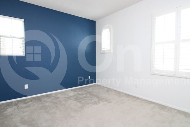 Building Photo - 9134 S Roberts Rd