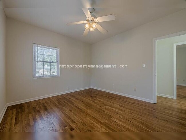 Building Photo - 1977 N Decatur Rd