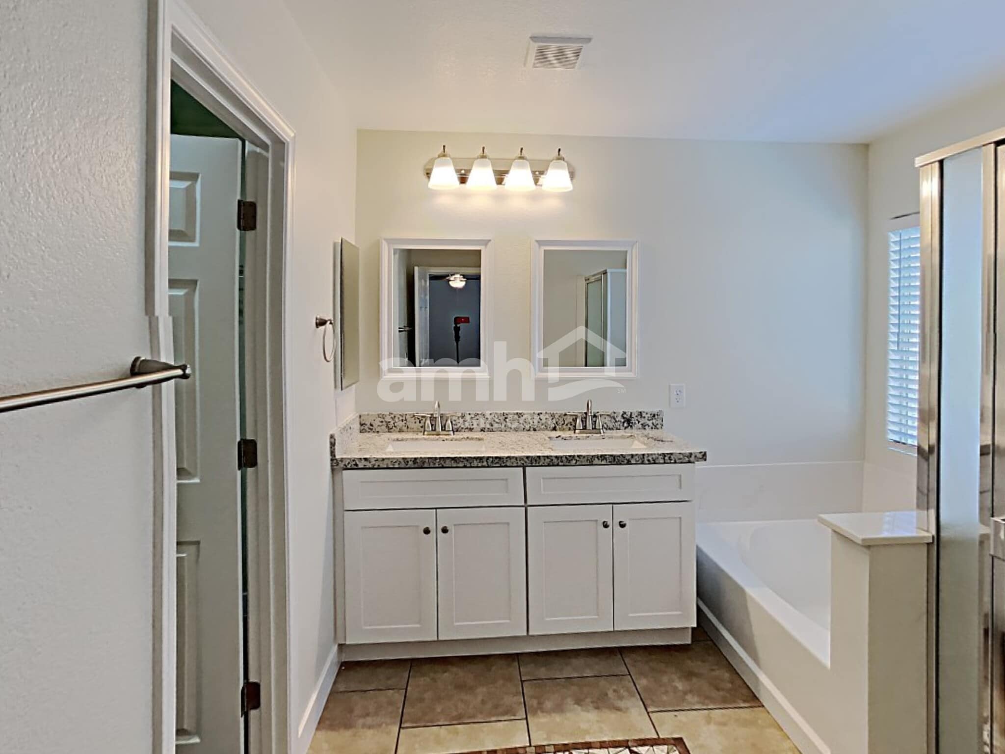 Building Photo - 2408 Cockatiel Dr