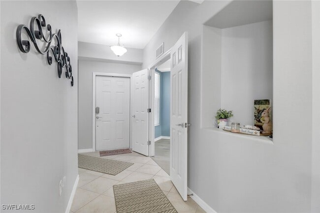 Building Photo - 11601 Navarro Way