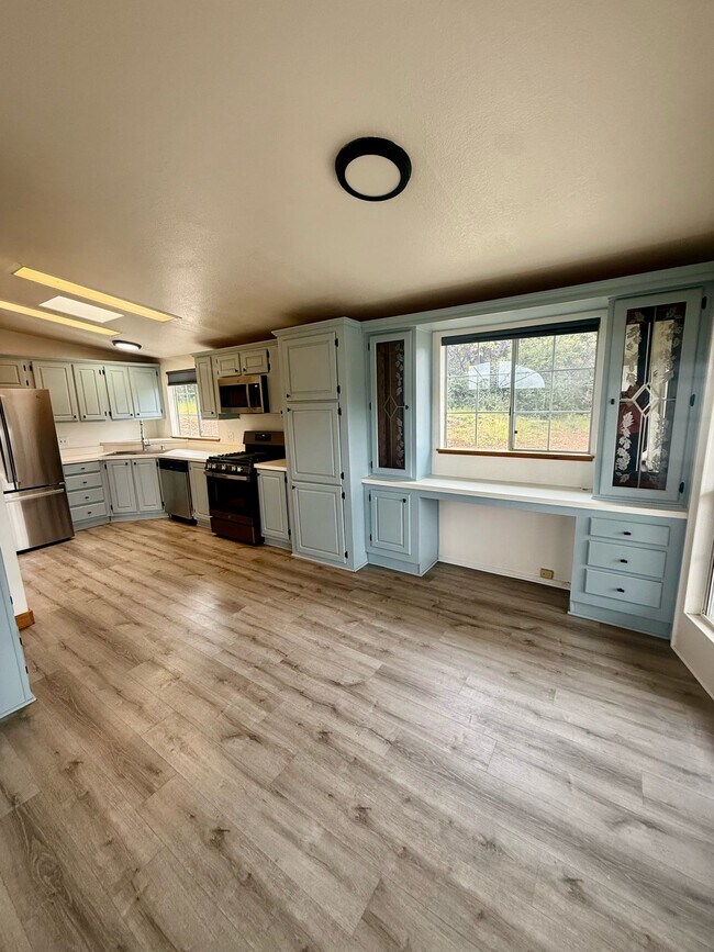 Building Photo - 14555 E Van Tam Way