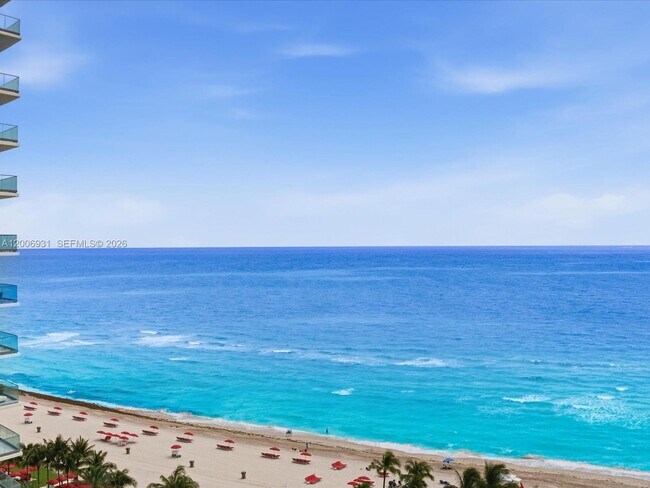 Building Photo - 17875 Collins Ave