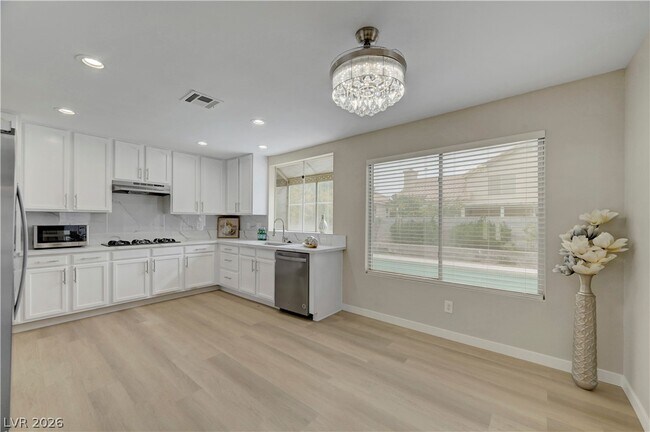 Building Photo - 2701 Copper Cove Dr