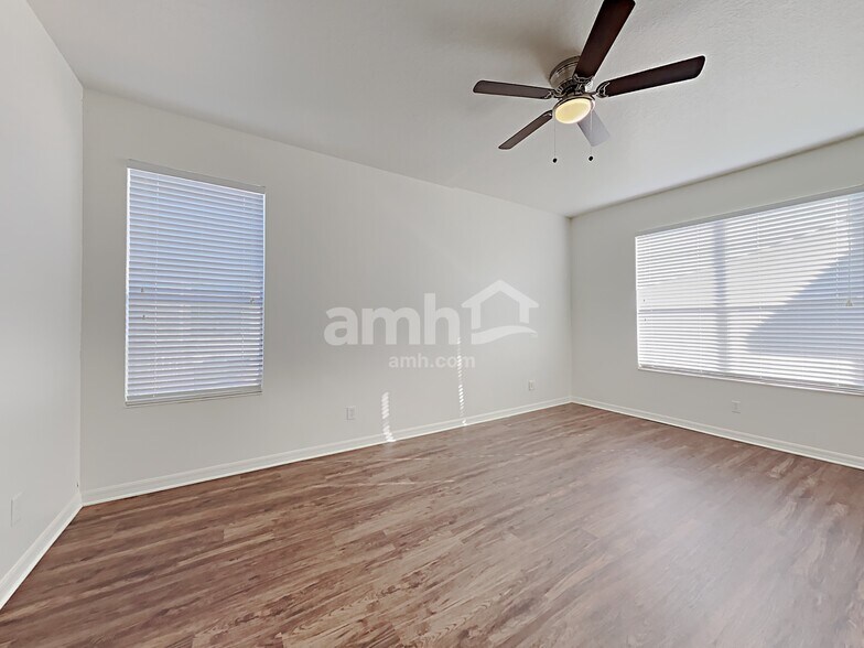 Building Photo - 5126 Clover Mist Dr