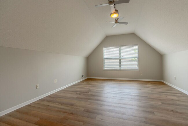 Building Photo - 7248 Winterbek Ave