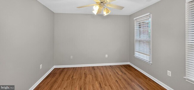 Building Photo - 6933 Sandy Creek Ct