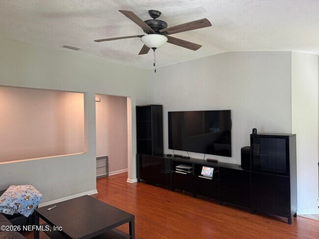 Building Photo - 1189 Summer Bluff Rd