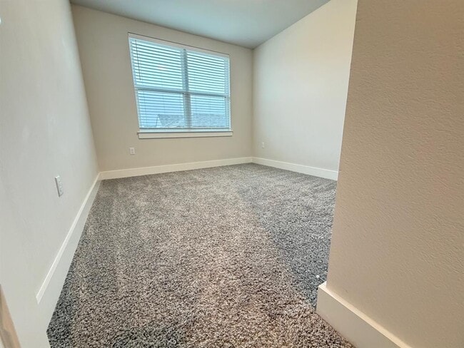 Building Photo - 7417 Acela Trl