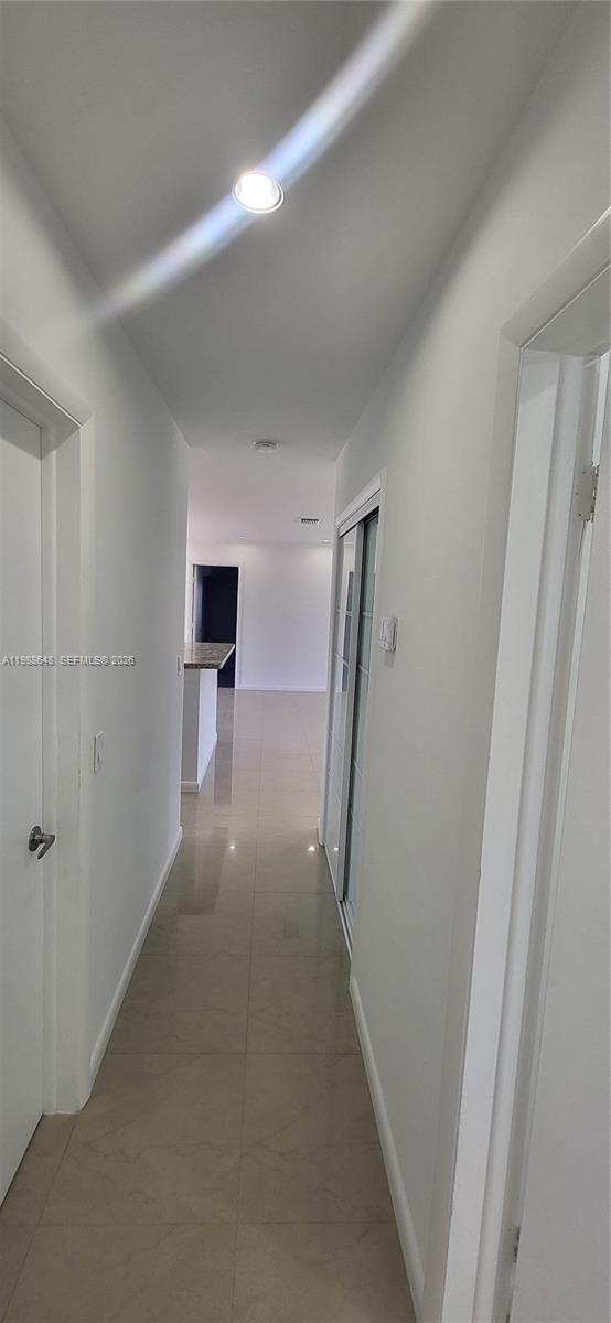 Building Photo - 1016 NE 5th St