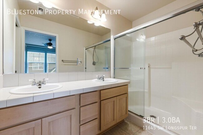 Building Photo - 11645 SW Longspur Terrace