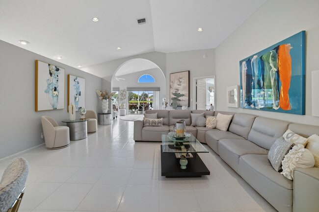 Building Photo - 12573 Coral Lakes Dr
