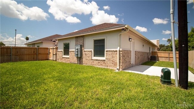 Building Photo - 25 E Jessamine Ave