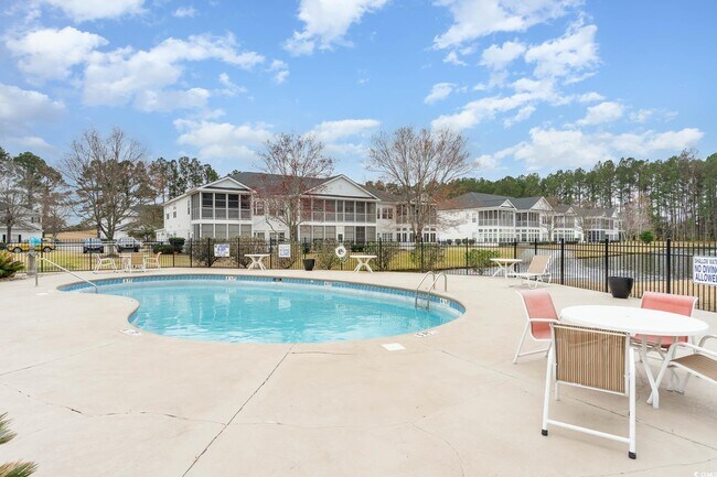 Building Photo - 5056 Glenbrook Dr