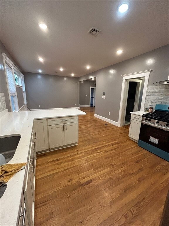 Building Photo - 36 Hosmer St