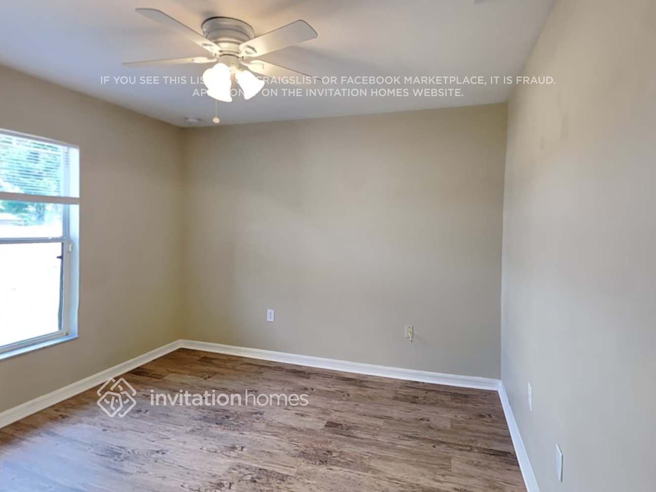 Building Photo - 2217 NE 8th Pl