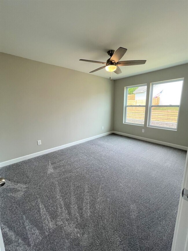 Building Photo - New Construction in an established neighbo...