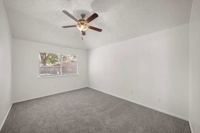 Building Photo - 20614 Park Row Blvd