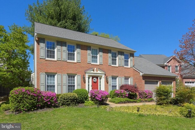 Building Photo - 8104 Creekview Dr