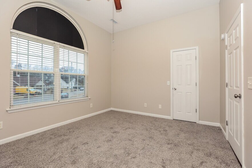 Building Photo - 1609 Soulshine Pl