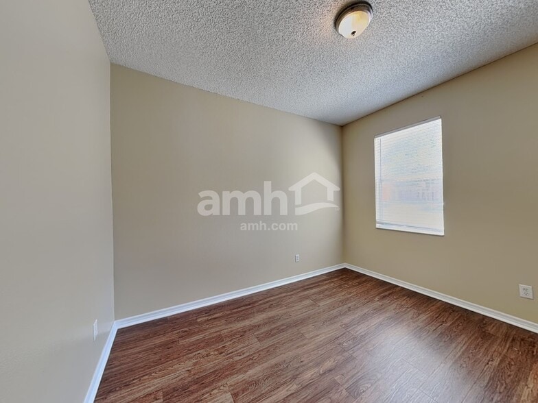 Building Photo - 14766 Kristenright Ln