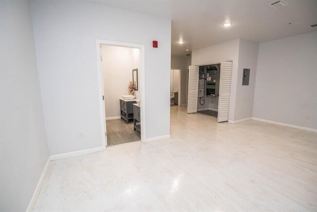 Building Photo - 3108 N Jefferson St