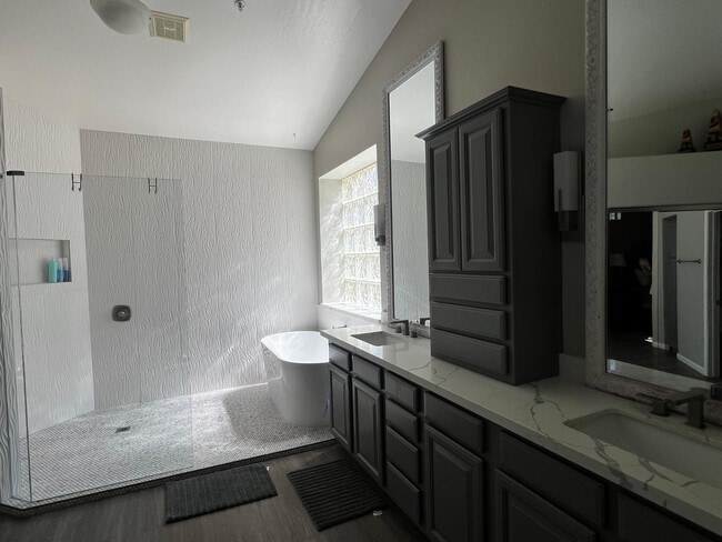 Building Photo - 9405 E Quarry Trail