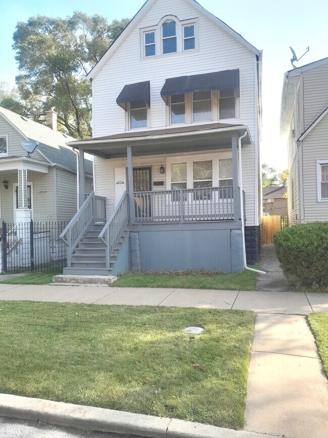 12023 S Prairie Ave 12023 S Prairie Ave Chicago IL 60628 Apartment