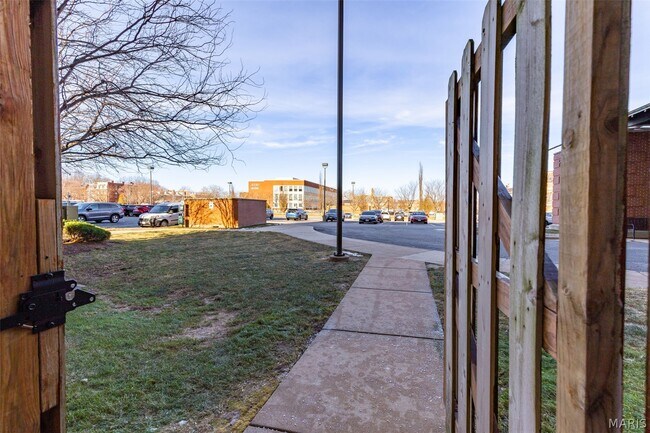 Building Photo - 1515 Lafayette Ave