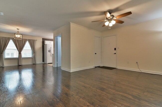 Building Photo - Riverhill Apartments