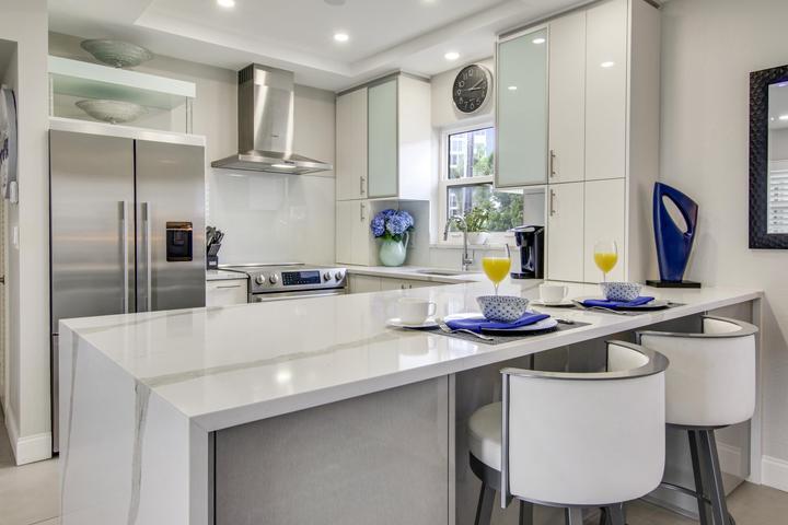 Building Photo - 100 Venetian Dr