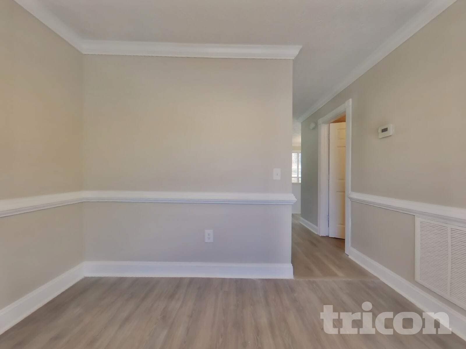 Building Photo - 3520 Willow Tree Cir