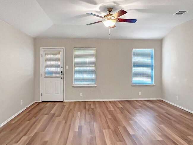 Building Photo - 5BR in Wildhorse | Great Layout + Greenbelt Views