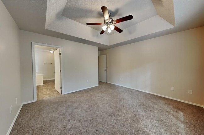 Building Photo - 3979 Sharon Spgs