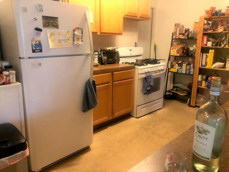 Primary Photo - 225 Summer St