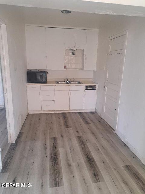 Building Photo - 905 NE Camp St