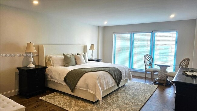 Building Photo - 4001 N Ocean Blvd