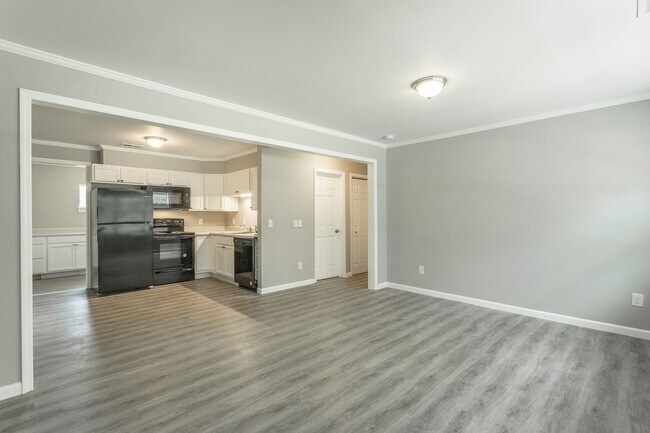 Building Photo - 3204 Harrison Pike