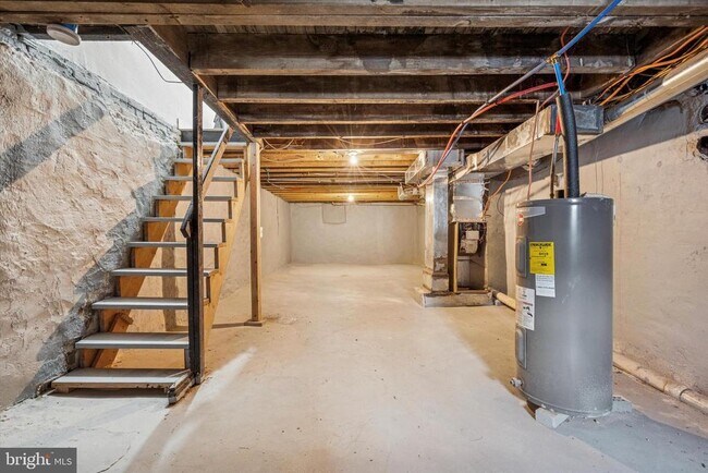 Building Photo - 5518 Chew Ave