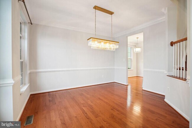 Building Photo - 9305 Sumner Lake Blvd