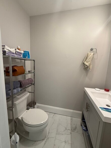 Building Photo - 20 Mount Vernon St