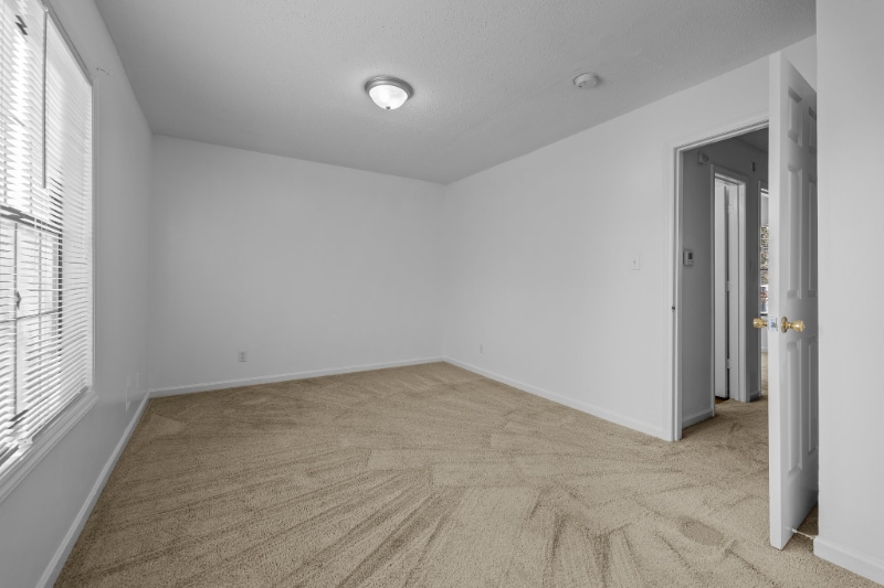 Building Photo - 1022 Fir Pl