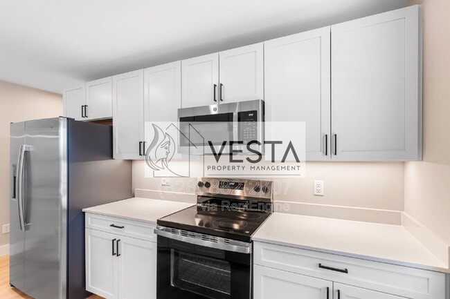 Building Photo - 9 Silent Pl