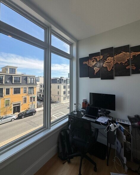 Building Photo - 353 Dorchester St