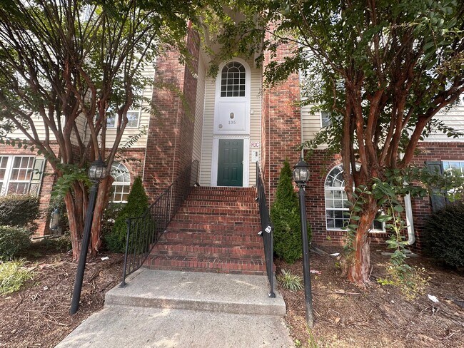 Primary Photo - Cozy 2BR 2BA Condo in High Point