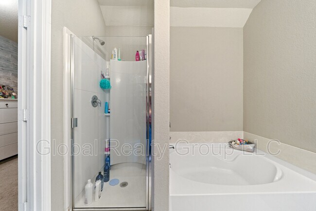 Building Photo - 27326 Trinity Cross