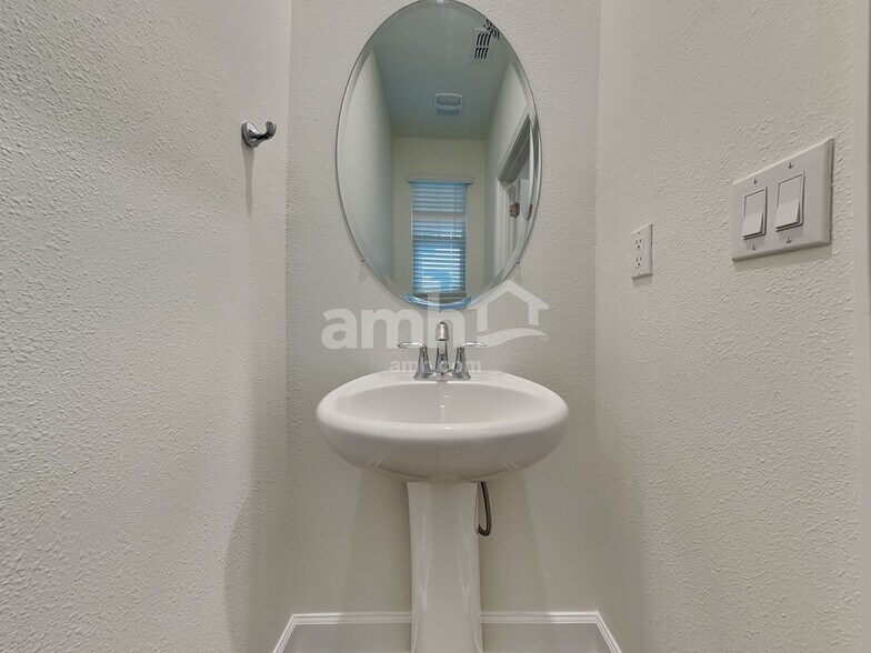 Building Photo - 2576 Belfort Lndg Ct