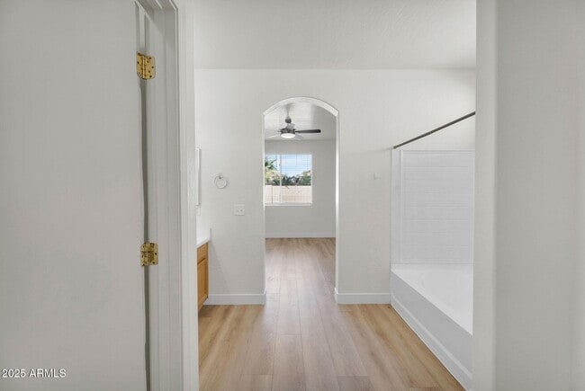 Building Photo - 13644 W San Juan Ave