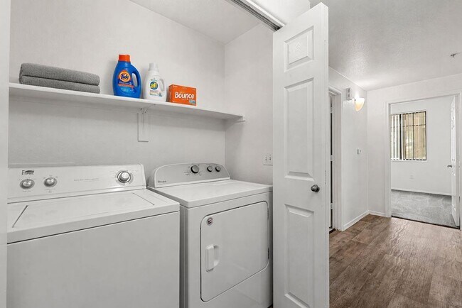 Building Photo - Aldea at Estrella Falls